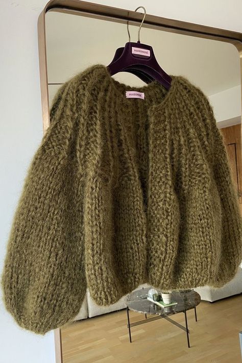 Winter Europe Outfits, Essential Outfits, Cardigan Tutorial, Stylish In Winter, Crochet Cardigan Tutorial, Nyc Winter Outfits, Nyc Winter, Europe Outfits, Mohair Cardigan