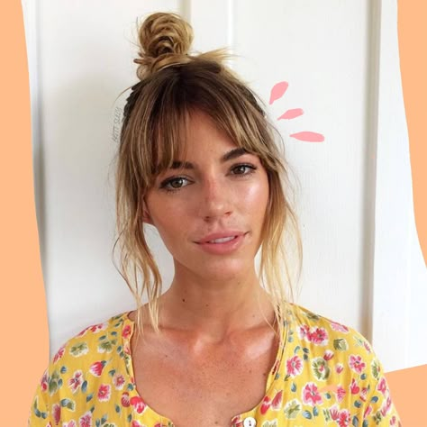 Curtain bangs are big news right now – here are 13 ways to wear the effortless style that perfectly frames your face Wispy Curtain Bangs Short Hair Round Face, Choppy Curtain Bangs, Bangs Oval Face, Bang Inspiration, Oval Face Bangs, Bangs Styles, Haircut Inspo, 70s Hair, Bangs For Round Face