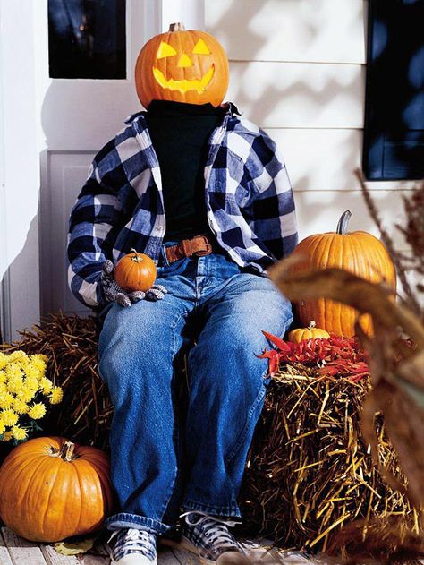 We used to do this every year when we were kids - great fun! A Friendly Fellow  Allow this pumpkin-head character, made by stuffing old clothes with leaves or hay, to greet your Halloween guests. Rest the jack-o'-lantern on a pole or shelf so the fellow doesn't lose his head. Simple Outdoor Halloween Decor, Autumn Porch, Deco Halloween, Pumpkin Display, Pumpkin Man, Pumpkin Door, Halloween Porch Decorations, Fall Outdoor Decor, Halloween Porch