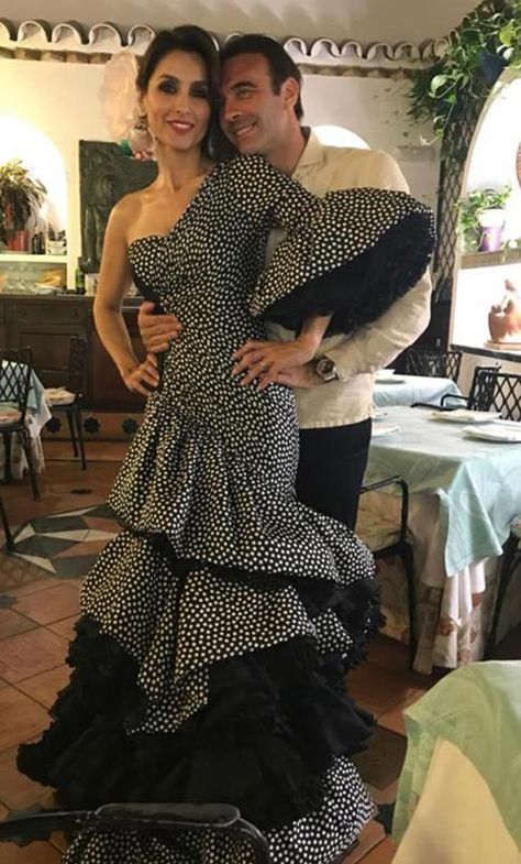 Paloma Cuevas, ante la reaparición de Enrique Ponce: 'Le deseo todo lo mejor' Formal Chic, Dress Closet, Paloma, High Low Dress, High & Low, Spain, My Style, Closet