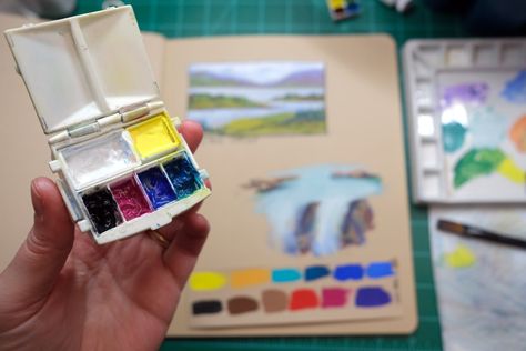 Gouache Color Palette, Gouache Palette, Gouache Color, Paint Palettes, Travel Art Journal, Watercolor Mixing, Watercolor Palette, Paint Palette, Flat Color