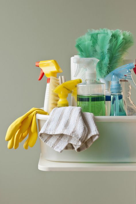 House Cleaning Company, Cleaning Kids Room, Cleaning Supplies List, Household Cleaning Products, Cleaning Supplies Organization, Domestic Cleaning, Bathroom Cleaning Supplies, Easy Cleaning Hacks, Cleaning Companies