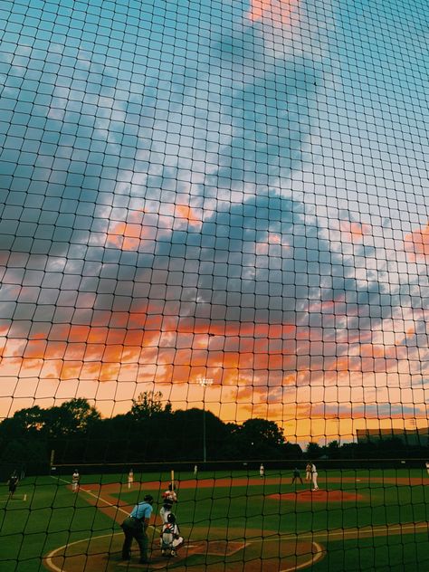 Baseball Field Photography, Sunset Softball Field, High School Baseball Field, Aesthetic Baseball Pictures, Softball Vision Board, Softball Field Aesthetic, Baseball Field Aesthetic, Softball Aesthetic Pictures, Softball Aesthetic