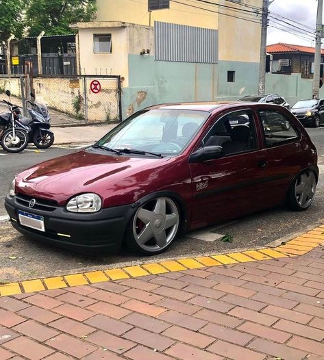 Chevrolet Corsa Wind rebaixado, rodas Volcano Corsa Wind, Basic Electronic Circuits, Chevrolet Corsa, Cars And Coffee, Volcano, Chevy, Cars