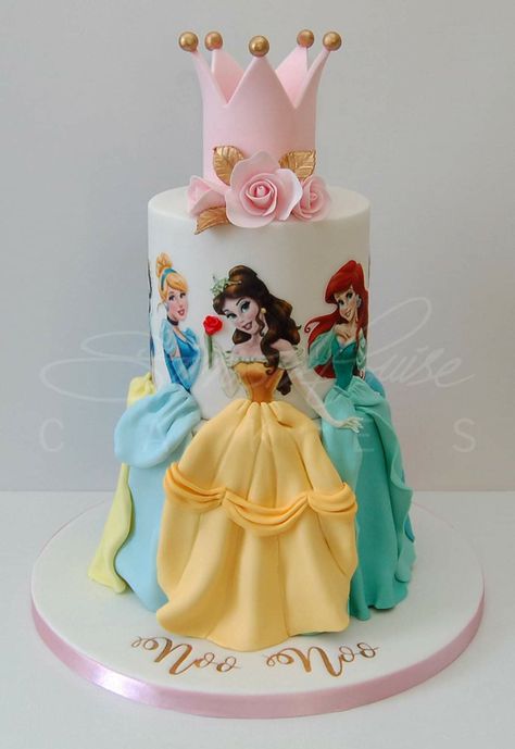 Rapunzel Birthday Cake, Disney Princess Birthday Cakes, Tea Party Cake, Princess Birthday Party Decorations, Disney Princess Cake, Disney Princess Birthday Party, Princess Theme Birthday, Mini Torte, Princess Theme Birthday Party