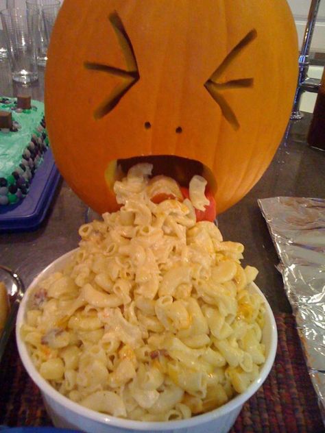 Pumpkin Mac and Cheese Kids Halloween Party Halloween Party Food Ideas, Spooky Dinner, Kids Halloween Food, Halloween Party Appetizers, Halloween Party Food, Spooky Food, Halloween Party Dinner, Halloween House Party, Party Food Ideas