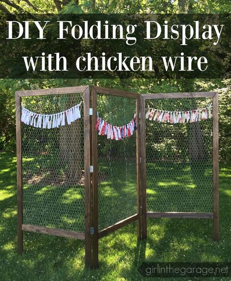 How to Build a DIY Folding Display with Chicken Wire - by Girl (and Guy) in the Garage Jewerly Display, Craft Fair Booth Display, Craft Show Booths, Craft Show Booth, Craft Booth Display, Vendor Displays, Jewerly Displays, Portable Display, Craft Fairs Booth