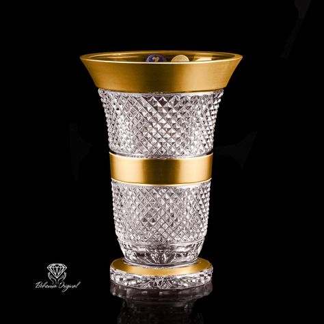 Gold Design Elegant Bohemia Crystal Vase Luxury Vase, Bohemia Glass, Bohemia Crystal, Elegant Vases, Bohemian Crystal, Red Wine Glasses, Crystal Vase, Czech Crystal, Crystal Decor