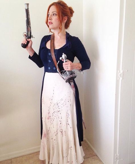 Elizabeth Bennet (pride and prejudice and zombies) by danisnow007 on Instagram Literary Halloween Costumes, Zombies Costume, Jane Austen Costume, Literary Costumes, Book Characters Dress Up, Epic Halloween Costumes, Zombie Clothes, Eve Costume, Old Halloween Costumes