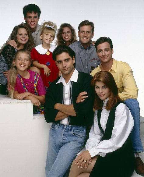 Lori Loughlin Full House, Scott Weinger, Full House Tv Show, Full House Cast, Dj Tanner, Michelle Tanner, House Cast, Uncle Jesse, Jodie Sweetin