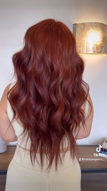 Copper Cherry Hair, Wine Copper Hair, Gingery Red Hair, Rich Copper Red Hair Formula, Auburn Hair On Pale Skin, Funky Red Hair, Warm Reds Haircolor, Cool Tone Ginger Hair, Mahogany Copper Hair Color