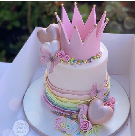 Cake Ideas For Kids Girl, Birthday Cake Kids Girl, Baby Girl Cake Ideas, Girl Cakes Birthday, Princess Cakes Ideas Girl Birthday, Girly Cake Ideas, Cake Ideas For Girls Birthday, Birthday Cake Girls Kids, Birthday Cake For Girls Kids