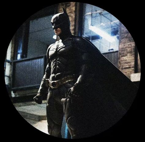 Batman Dp For Insta, Batman Instagram Profile, Ig Icons Highlights Aesthetic, Insta Pfp, Batman Christian Bale, Attitude Boy, Batman Pictures, Batman Kids, Galaxy Wallpaper Iphone