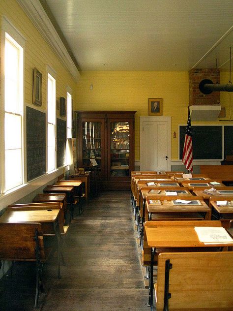 Old Schoolhouse by littlewonderpics, via Flickr School Desk Aesthetic Classroom, Old School Classroom Aesthetic, Boarding School Room Decoration, Schoolhouse Aesthetic, 1960s Classroom, Old School Classroom, Abandoned Classroom, American Classroom, Old School Room