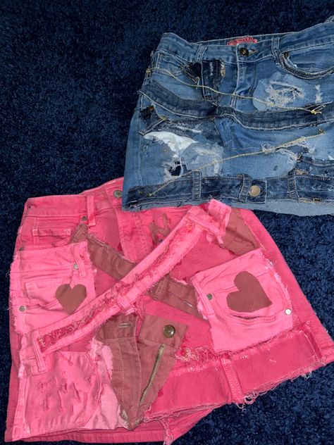 scrap skirt, custom blue jean & pink mini skirt Custom Mini Skirt, Pink Jean Skirt Outfit, Pink Denim Skirt Outfit, Custom Jean Skirt, Denim Skirt Outfit Aesthetic, Pink Jean Skirt, Scrap Skirt, Jean Skirt Outfits Summer, Red Concert