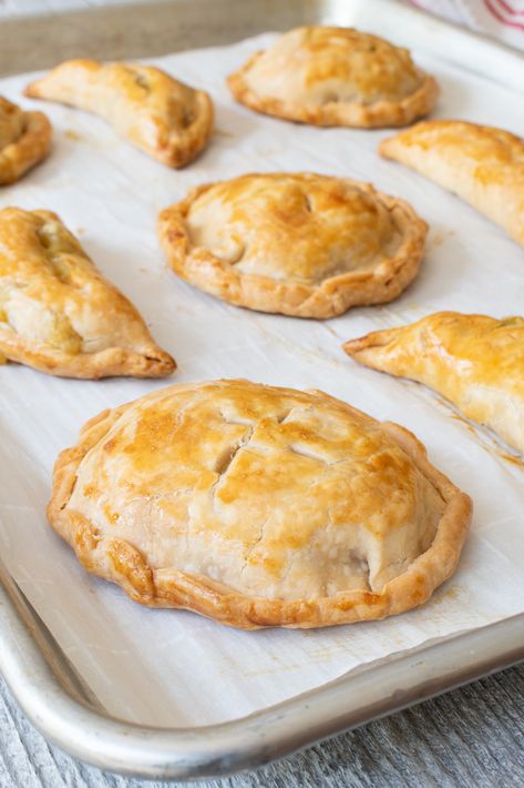 Chicken Pot Pie Hand Pies Puff Pastries, Chicken Pot Pie Hot Pocket, Hand Chicken Pot Pies, Best Pot Pie Crust, Hand Held Pot Pies, Chicken Pot Pie Empanadas, Hand Held Chicken Pot Pie, Dinner Hand Pies, Chicken Pot Hand Pies