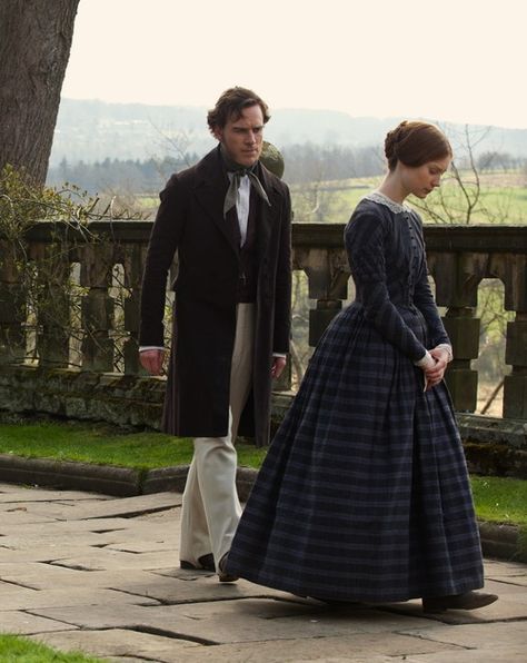 Michael Fassbender as Mr. Rochester and Mia Wasikowska as Jane Eyre in Jane Eyre (2011). Jane Eyre 2011, Little Dorrit, Audrey Rose, Beau Film, Mia Wasikowska, Victorian Romance, Period Clothing, Septième Art, Charlotte Bronte