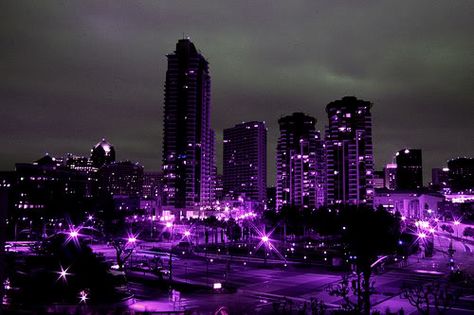 Purple City Purple City, Purple Lights, New Retro Wave, Royal Colors, Purple Reign, Purple Love, All Things Purple, Purple Rain, Purple Hues