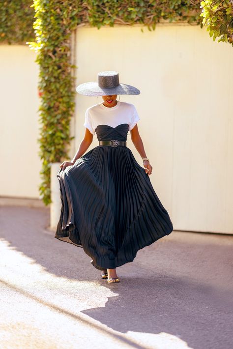 Midi Pencil Skirt Outfit, Pleated Maxi Skirt Outfit, High Waisted Skirt Outfit, Cute Church Outfits, Fitted Denim Shirt, Belted Midi Skirt, Midi Dress Outfit, Style Pantry, Maxi Skirt Style