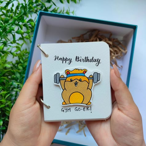 For the one who lifts your mood, gift them this adorable gym doodle book!😍 Tag your gym partner🫶🏻 . . ©Original work by Art Cart by Swati Sarswat. No reposts without permission . . . #handmadewithlove #creativegifts #custommade #artisticvibes #giftideas #artcartcreations #supportsmallbusiness #jaipurartists #handcraftedgifts #uniqueart #gymrat #gymbuddy #gymaddict #gymlover #gymgirl #gymlover #gymjunkie Birthday Gifts For Gym Boyfriend, Gym Partner Quotes, Pun Cards, Gifts For Gym Lovers, Book Tag, Gym Partner, Sisters Quotes, Doodle Books, Personalised Gifts Diy