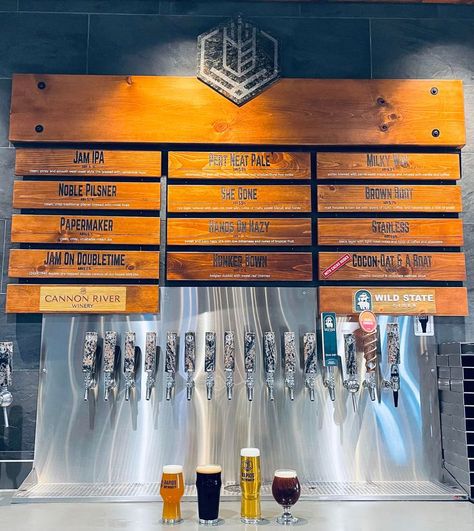 Brewery Design Interior, Tap Room Brewery Design, Beer Menu Design, Taproom Design, Brewery Interior Design, Micro Brewery Design, Beer Bar Design, Brewery Interior, Brewery Taproom