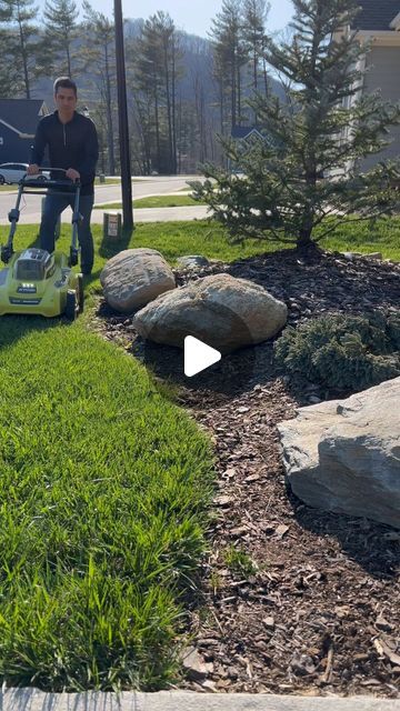 Brandon Tran on Instagram: "Here’s how I achieved the perfect landscape bed edge #landscapegoals #landscapedesign" Split Rail Fence Landscaping Front Yards, Natural Edge Landscaping, Lawnscaping Ideas, How To Landscape Around House, River Rock Landscaping Edging, Stone Edging Landscape, Acreage Landscaping Ideas, Landscaping Edging Ideas, No Dig Landscape Edging