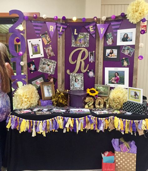 Senior Table Display Sports, Senior Display Table Ideas For Sports, Senior Dance Table Display, Senior Cheerleader Table Ideas, High School Senior Table Display, Senior Softball Table Ideas, Senior Cheer Banquet Table Ideas, Senior Table Ideas Cheer, Senior Night Table Display Cheer