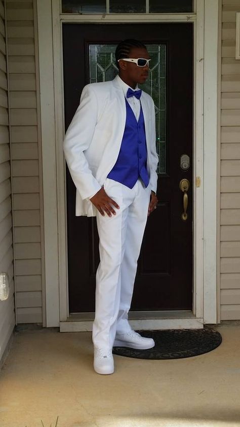 Royal Blue And White Suit, White Prom Suit, Blue And White Suit, Royal Blue Outfits, Royal Blue Tie, Prom Men, Suit Prom, Royal Blue Shirts, White Suit