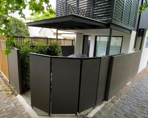 Around the corner turning sliding gate [Video] | House gate design, Home gate design, House outside design Home Gate Design, Gate Wall Design, Gate Designs Modern, House Main Gates Design, Eksterior Modern, Front Gate Design, Entrance Gates Design, Iron Gate Design, Main Gate Design