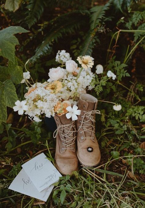 Elopement Details, Adventure Wedding Photography, Lincoln City Oregon, Oregon Coast Elopement, Pnw Elopement, Coast Elopement, Oregon Elopement, Outdoor Elopement, Epic Wedding