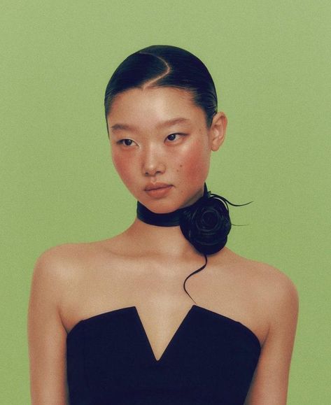 Editorial Hair And Makeup, Photo Concepts Ideas, Beauty Editorial Photography, Makeup Campaign, Yoon Young Bae, Hair Campaign, Asian Editorial, Zara Beauty, Zara Campaign