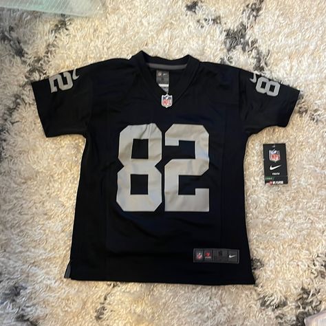 Nike Nfl Raiders Jersey, Size: Small (8) Nfl Shirt Outfit, 90s Hip Hop Style, Black Football Jersey, Raiders Jersey, American Football Shirt, Raiders Shirt, School Jersey, Nfl Raiders, Woman In Suit