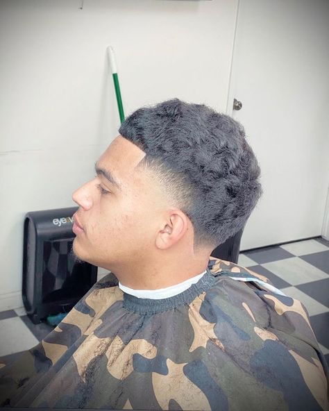 High Taper with curly/messy top 🔥🔥🔥 - - #barbershopconnect #crispyfade #crispylineup #fadehaircut #taperfadehaircut #sharpfade… | Instagram High Taper Fade Haircut Black, High Taper Fade Haircut, Man Bun Curly Hair, Afro Fade Haircut, Men Short Hair Fade, High Taper Fade, Fresh Haircuts, Men Haircut Undercut, Curly Taper Fade