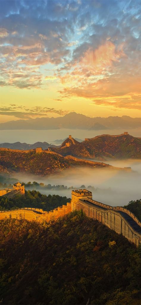 Great Wall Of China 4k Samsung Galaxy Note 9 8 S9 ... #GreatWallofChina #100mostbeautifulplacestovisit #iPhoneXWallpaper Chinese Culture Aesthetic, Ancient China Aesthetic, Online Travel Agency, Chinese Landscape, Great Wall Of China, China Travel, Great Wall, Photography Wall, Beautiful Places To Travel