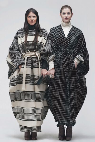 These gowns should protect these norwegians from the cold. #bohemianfashion #checksandlines 일본 패션, Blanket Coat, Ropa Diy, Mode Style, Kimonos, High Fashion, Style Me, Ready To Wear, Fashion Inspo