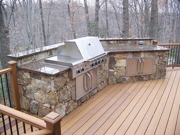 Built-in Grill on Deck Built In Grill On Deck, Grill On Deck, Gas Barbecue Grill, Outside Grill, Diy Grill, Grill Area, Outdoor Kitchen Appliances, Outdoor Grills, Built In Grill