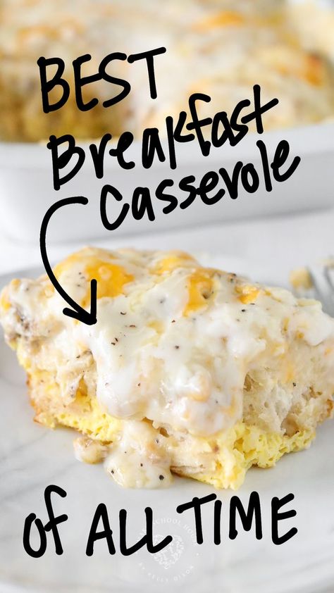 Biscuit and Gravy Casserole is a comforting breakfast recipe that hits the spot every time. A different take on traditional biscuits and gravy, this easy breakfast casserole is a fun way to mix things up at the breakfast table! Make this comforting meal for breakfast, brunch, or breakfast for dinner! Breakfast Gravy Recipe, Biscuit And Gravy Casserole, The Best Breakfast Casserole, Biscuit And Gravy, Comforting Breakfast, Best Biscuits And Gravy, Gravy Casserole, Breakfast Casserole With Biscuits, Biscuits And Gravy Casserole