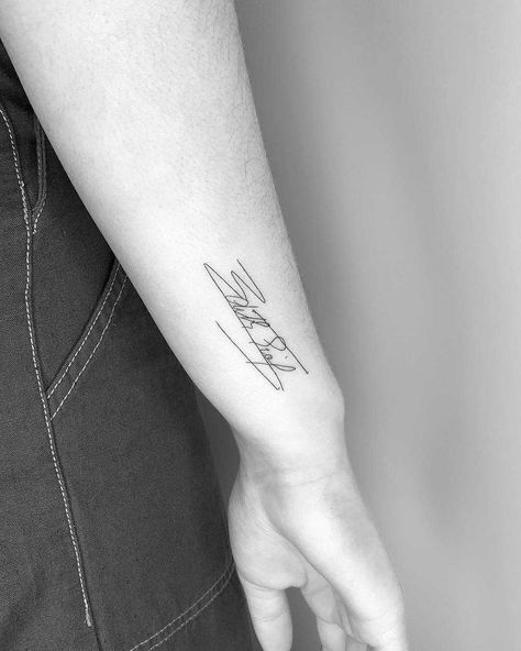 Signature Tattoo Placement, Signature Tattoo, Tattoo On Wrist, Tattoo Dotwork, Full Arm Tattoos, Forearm Tattoo Women, Classy Tattoos, Hip Tattoo, Name Tattoos