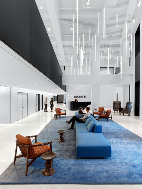 Sony Corporation of America Headquarters | STUDIOS Architecture Spy Workout, Corporate Interior Design, Office Lobby, Blue Office, Office Lounge, Studios Architecture, Corporate Interiors, Waiting Area, Workplace Design