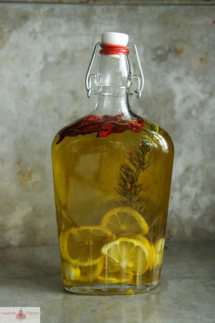 Infused Oil, Homemade Oil, Infused Olive Oil, Flavored Oils, Meyer Lemon, Edible Gifts, Infused Oils, Jar Gifts, Korn