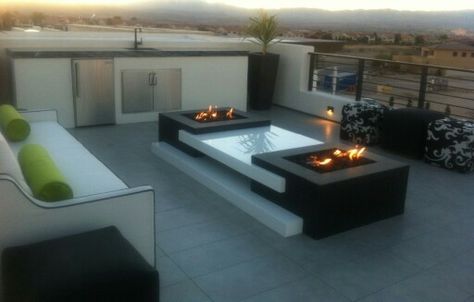 Modern Outdoor Firepit, Square Patio Table, Diy Patio Table, Outdoor Fire Table, Outdoor Fire Pit Designs, Modern Fire Pit, Contemporary Patio, Propane Fire Pit Table, Fire Pit Designs