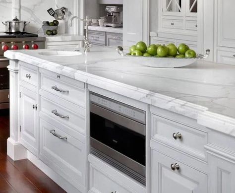 FANCY KITCHEN COUNTERTOP EDGES… let’s talk ogee, laminate, and CRAZY thick. - VICTORIA ELIZABETH BARNES Kitchen Countertop Edges, Unfitted Kitchen, Clever Kitchen Storage, Kitchen Post, Fancy Kitchens, Marble Counter, Classic Kitchen, French Kitchen, Home Luxury