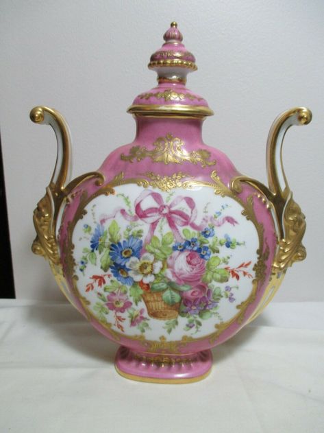 19TH C SEVRES Gilt Porcelain Ornate Pillow Vase Urn Pink Flower Basket - $325.00. FOR SALE! 19th C Sevres Style Gilt Porcelain Ornate Pillow Vase Urn Pink Flowers Basket 19th Century Sevres style ornate gilt porcelain pillow vase urnDimensions: 11" tall x 9" wide x 4" deep approx.Marked: Blue overglaze double L's - possibly a Sevres markVery good condition - no chips, no cracks, no crazingSome 143824944205 18th Century Porcelain, Flowers Basket, Sevres Porcelain, Jewelry Casket, Ceramics Pottery Art, Painted Porcelain, Vintage Dishes, Antique Porcelain, Antique Toys