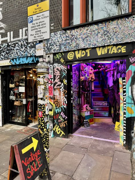 Exterior of Hot Vintage in Brick Lane Y2k Alt, Spitalfields Market, Commercial Street, Green Gate, Brick Lane, Iron Gate, Brick And Mortar, East London, New Artists