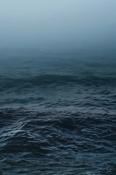 There's always something serene about sea. - Imgur Ocean Depth, Sea Photography, Ocean Wallpaper, Dark Photography, Sea And Ocean, Blue Aesthetic, Deep Sea, Ocean Waves, Icon Set