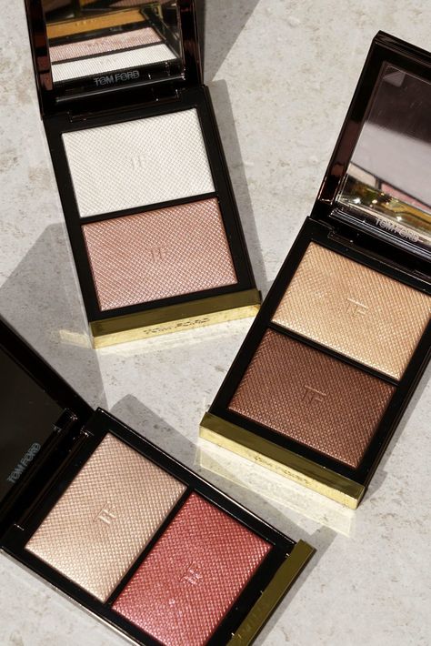 Makeup Product Photos, Tom Ford Makeup, Tom Ford Beauty, Luxury Cosmetics, Chanel Makeup, Luxury Makeup, روتين العناية بالبشرة, Makeup Storage, Makeup Brands