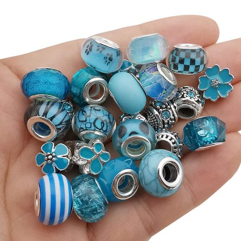 Diy Crafts Bracelets, Crafts Bracelets, Jewelry Making Kits, Bead Charms Diy, Wire Jewelry Designs, Diy Charm Bracelet, Jewelry Making Project, Large Hole Beads, Necklaces Jewelry