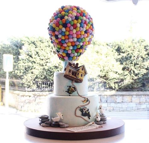 Wedding cake with “Up” movie theme! Up Wedding Cake, Disney Up Wedding, Up Themed Wedding, Disney Wedding Cake Toppers, Wedding Cake Images, Movie Cakes, Disney Wedding Cake, Disney Wedding Theme, Custom Desserts