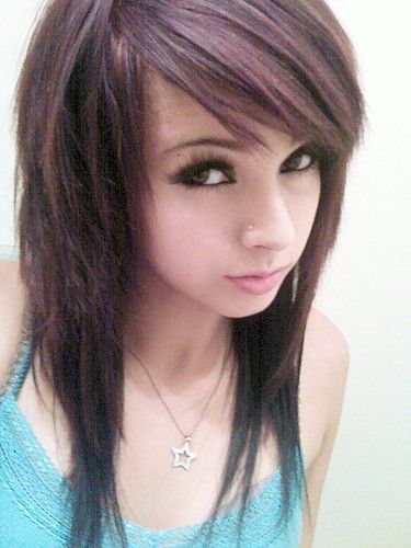 Shag Scene Hair, Emo Scene Makeup 2000s, Scene Hair Unstyled, 2000s Emo Haircut, Emo Girl Haircut, Emo Side Bangs, Emo Hairstyles Short, Scenemo Hair, Scene Hair Short