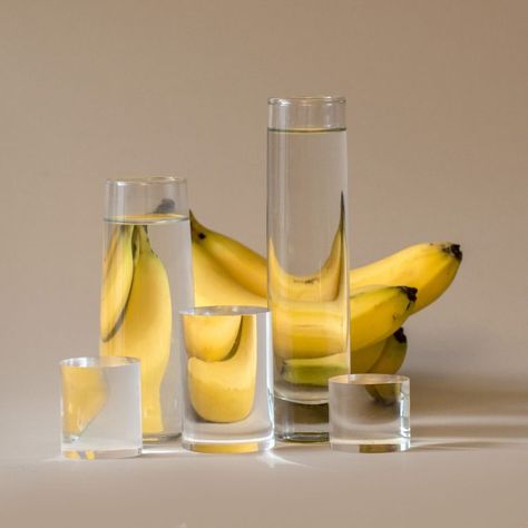 Foods Distorted Through Liquid and Glass in Photographs by Suzanne Saroff | Colossal Glass Photography, Perspective Photography, Object Photography, One Banana, Fruit Photography, Colossal Art, Still Life Photos, Foto Tips, Trik Fotografi